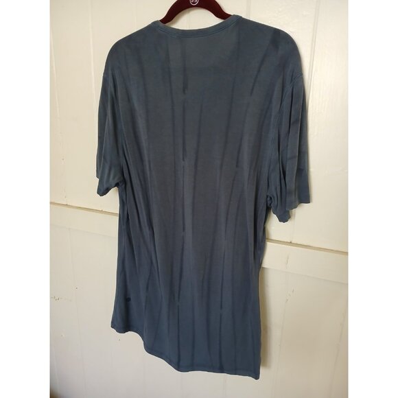 Lululemon Shirt 5 Year Basic Crew Neck Men's Large Navy Blue Tie Dye Drop Cut - Picture 4 of 7